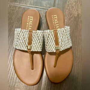 Italian shoemakers Women's Tan and Cream Sandals